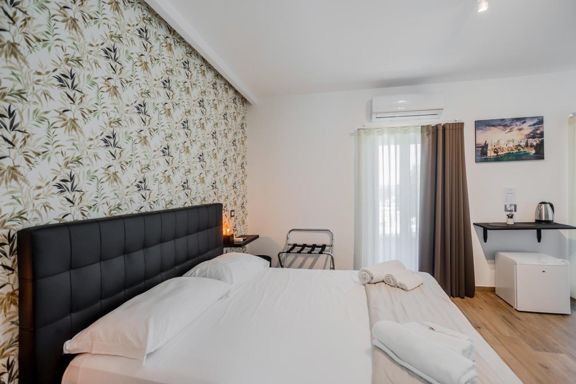 Pietramare Luxury Suites Bari Exterior foto