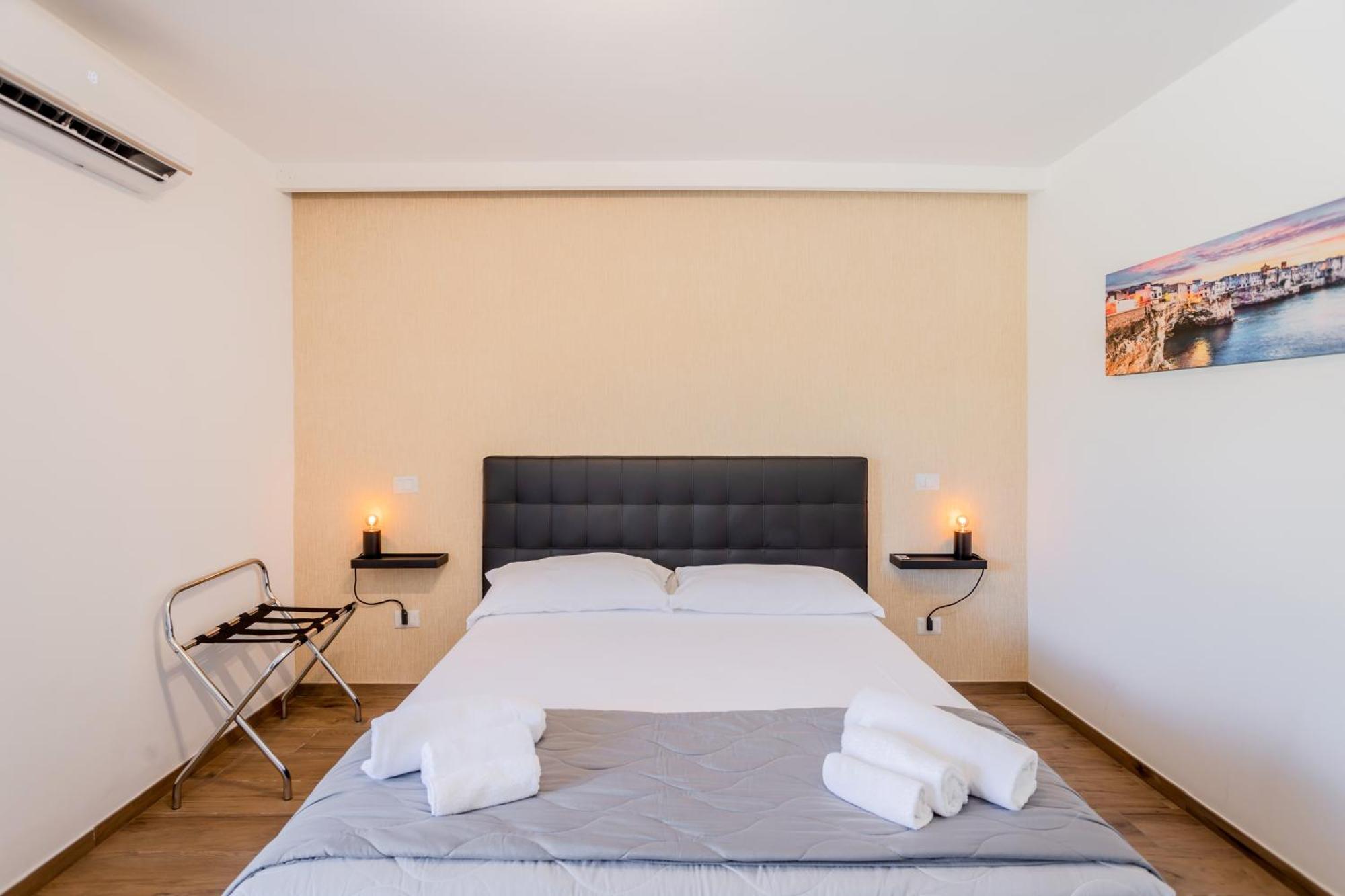 Pietramare Luxury Suites Bari Exterior foto