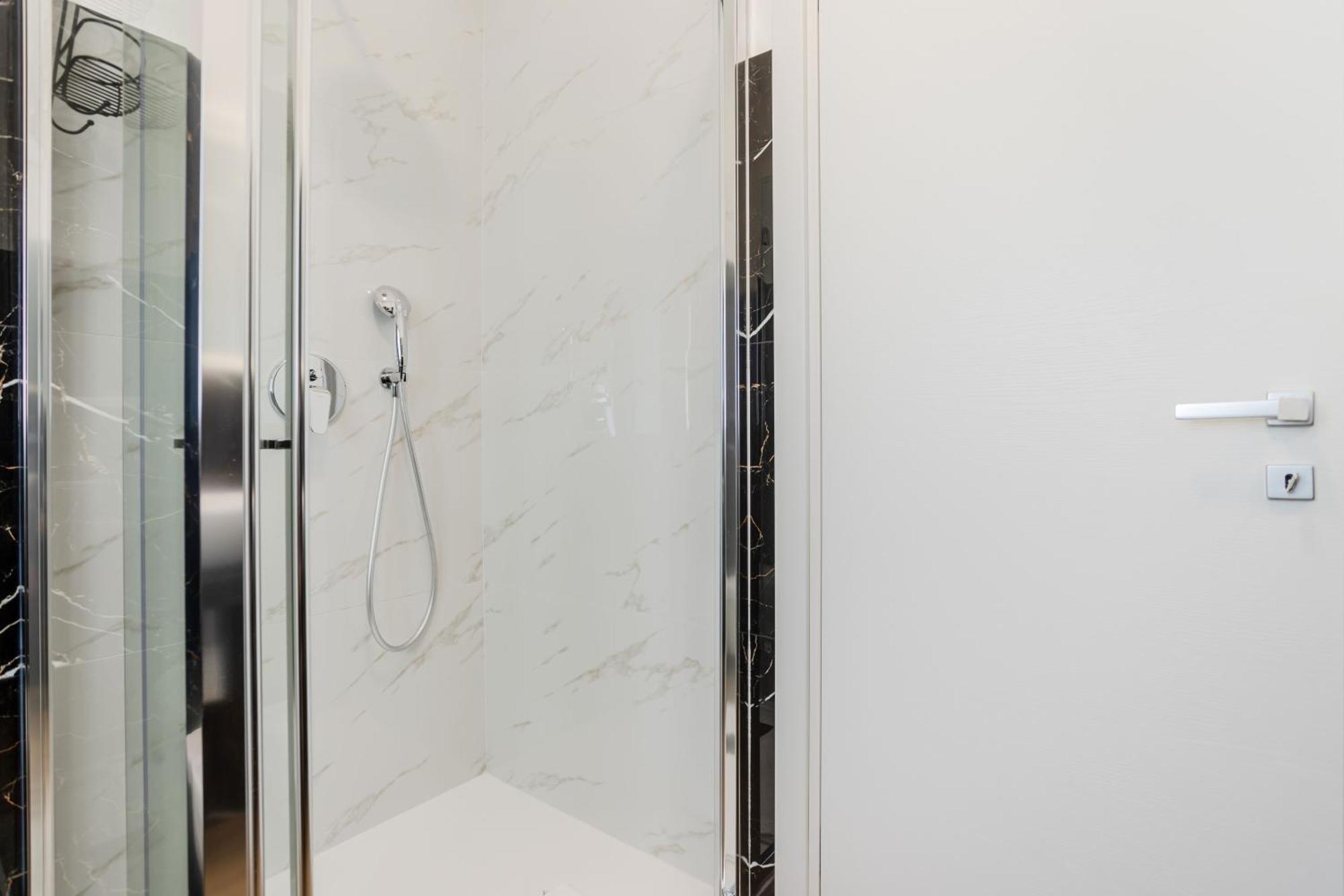 Pietramare Luxury Suites Bari Exterior foto